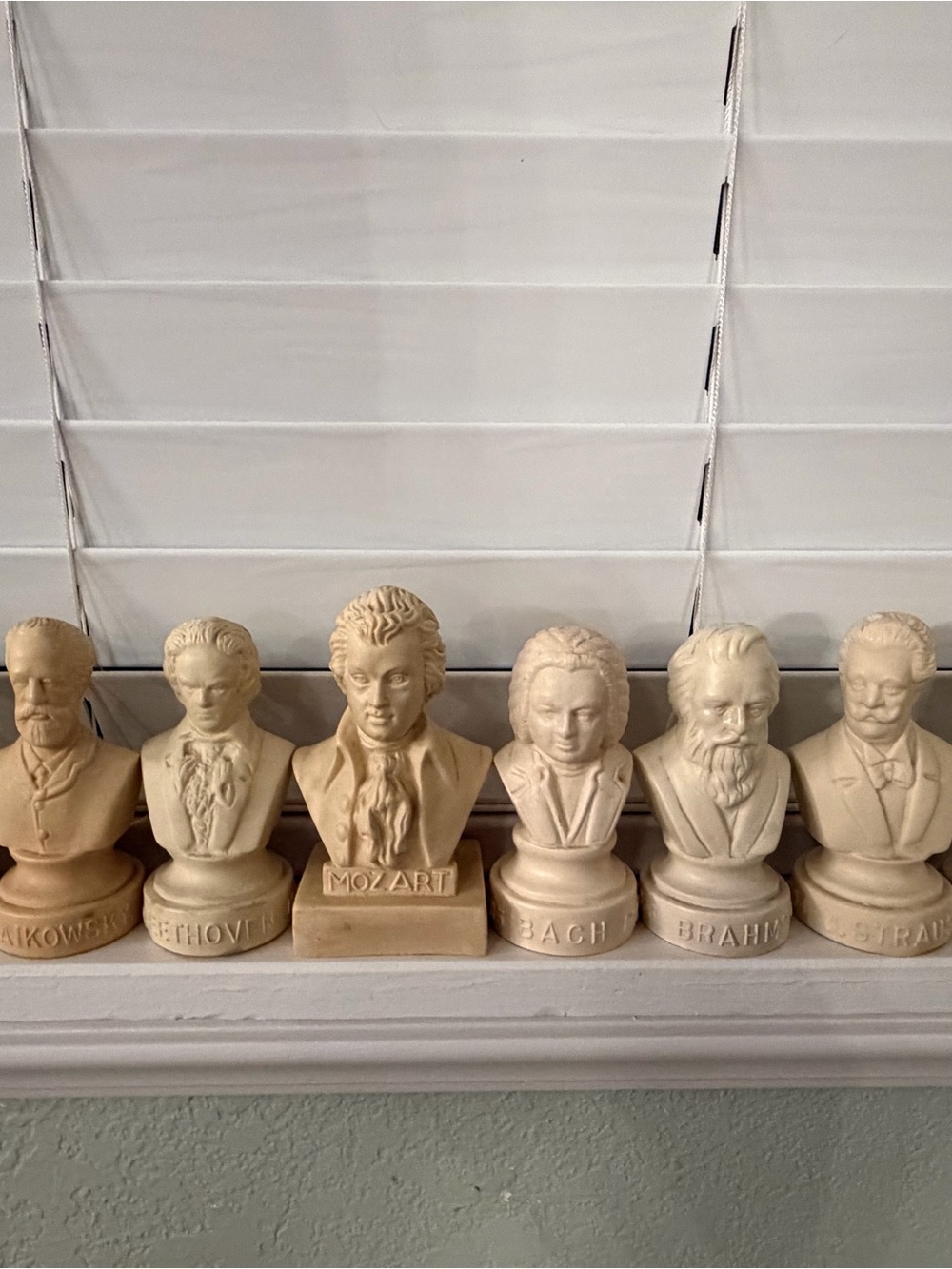 Vintage Halbe Classical Composer Bust Set – Musician Statues | Mozart, etc. - Picture 3 of 6
